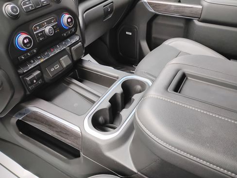 Used 2021 Chevrolet Silverado 3500 LTZ w/ LTZ Plus Package image 13