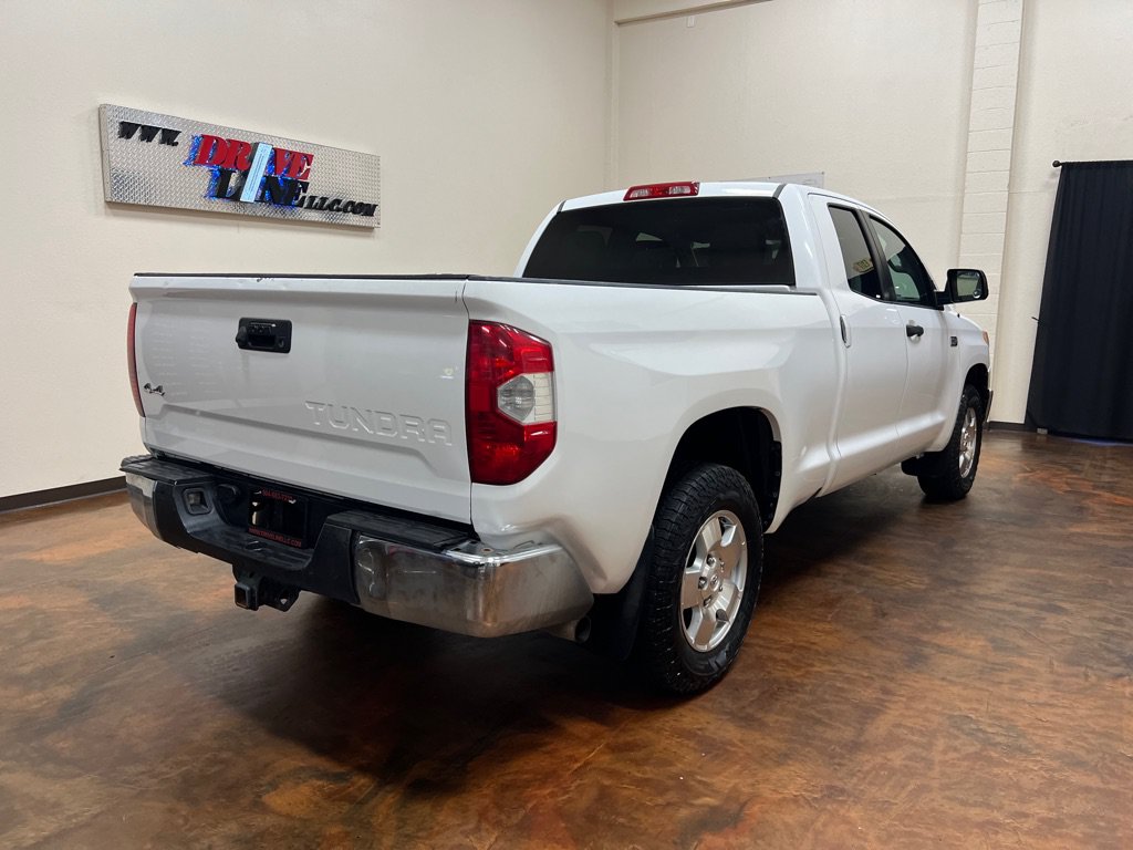Used 2017 Toyota Tundra SR5 AWD/4WD image 8