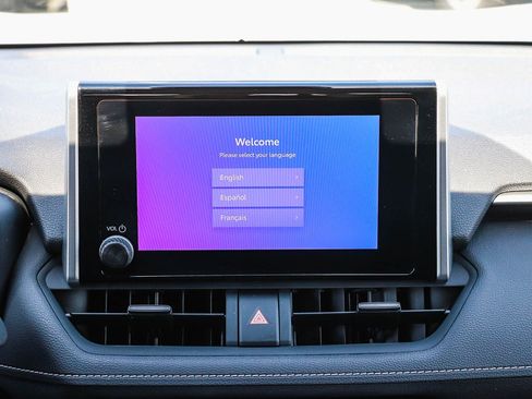 Certified 2023 Toyota RAV4 LE AWD/4WD image 14