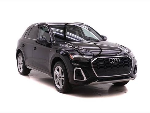 Certified 2023 Audi Q5 e Premium Plus w/ Premium Plus Package AWD/4WD image 2