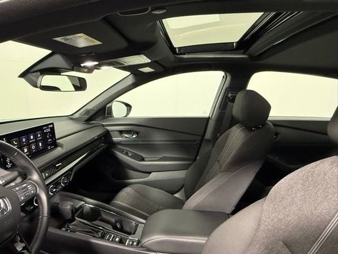 Used 2023 Honda Accord Sport image 35