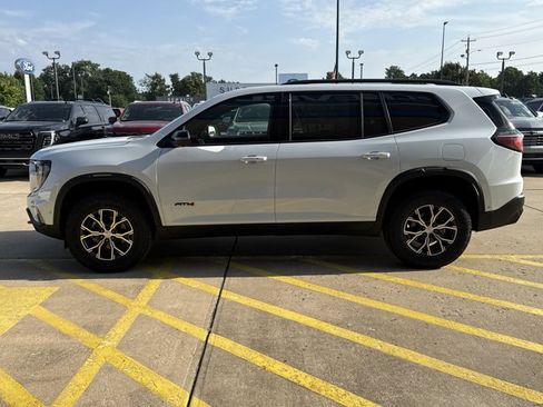 New 2026 GMC Acadia AT4 w/ Super Cruise Package AWD/4WD image 13