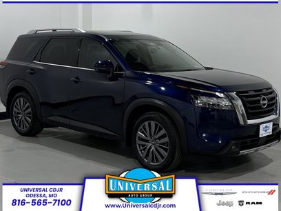 Used 2022 Nissan Pathfinder SL