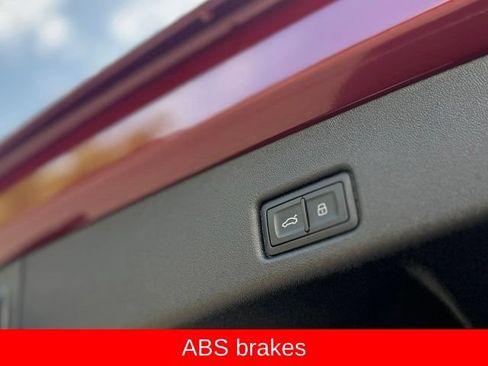 Certified 2025 Audi Q5 Premium Plus w/ Premium Plus AWD/4WD image 35