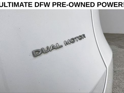 Used 2021 Tesla Model Y Long Range AWD/4WD image 39