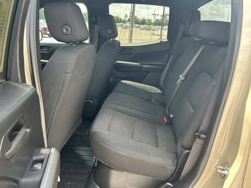 Used 2023 Chevrolet Colorado W/T RWD image 23