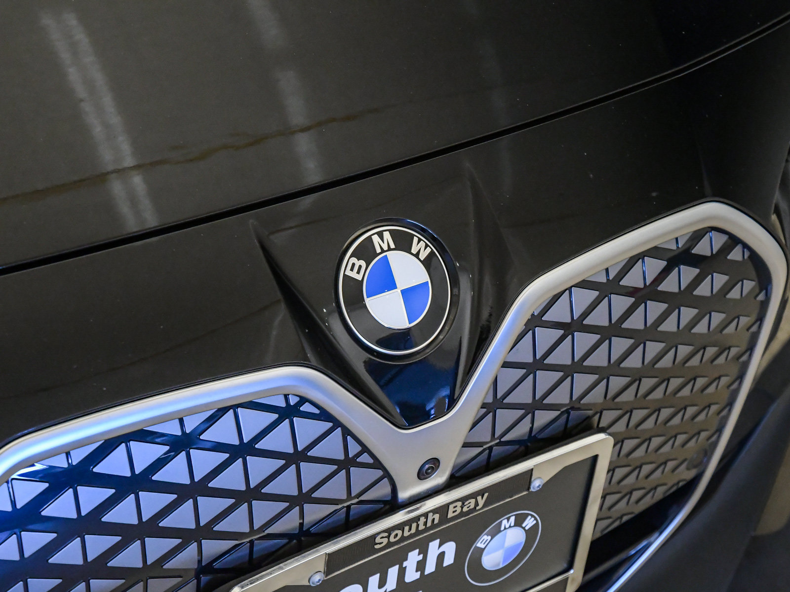 Used 2026 BMW i4 eDrive40 w/ Premium Package RWD image 8