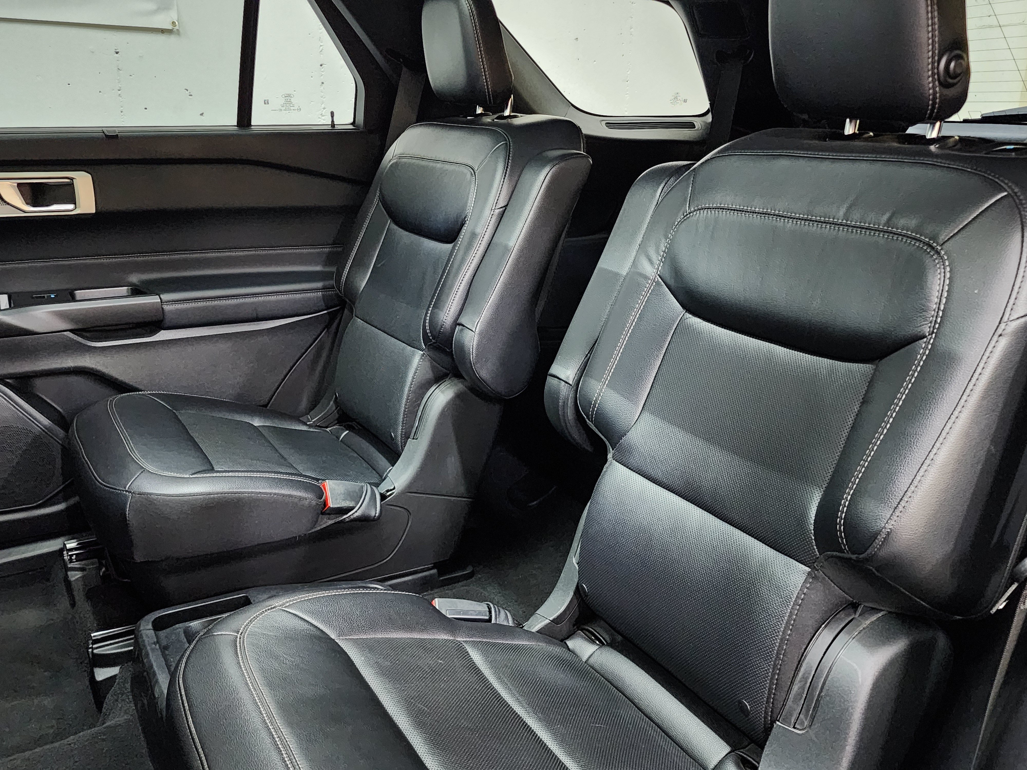 Used 2020 Ford Explorer Limited AWD/4WD image 19