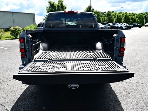 Certified 2024 Nissan Frontier PRO-4X w/ Technology Package AWD/4WD image 10