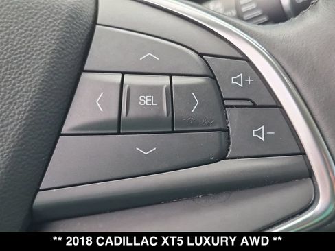 Used 2018 Cadillac XT5 Luxury w/ Driver Awareness Package AWD/4WD image 7