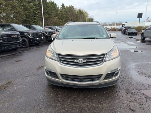 Used 2013 Chevrolet Traverse LT image 3