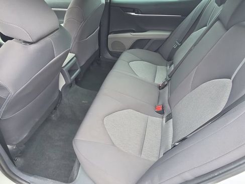 Used 2022 Toyota Camry LE FWD image 13