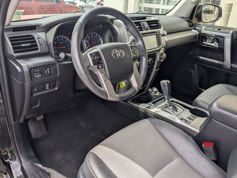 Used 2019 Toyota 4Runner SR5 Premium w/ Wilderness Package AWD/4WD image 16