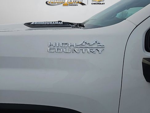 Used 2025 Chevrolet Silverado 2500 High Country w/ Technology Package image 15