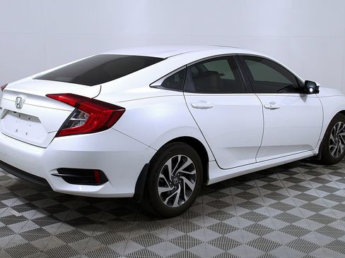 Used 2017 Honda Civic EX image 7