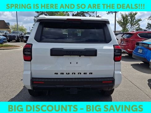 Used 2025 Toyota 4Runner SR5 image 6