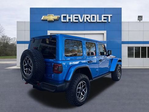 Used 2026 Jeep Wrangler Unlimited Rubicon w/ Safety Group AWD/4WD image 7
