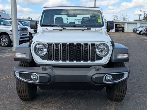 New 2026 Jeep Gladiator Sport image 9