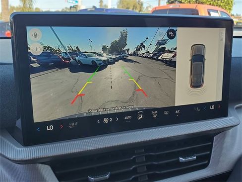 Used 2025 Ford Explorer Active w/ Active Comfort Package image 9