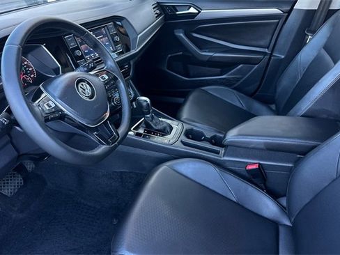 Used 2019 Volkswagen Jetta SE image 11