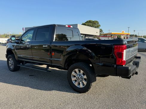 Used 2019 Ford F350 Platinum w/ Platinum Ultimate Package image 7