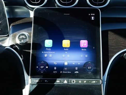 Certified 2025 Mercedes-Benz GLC 300 image 16