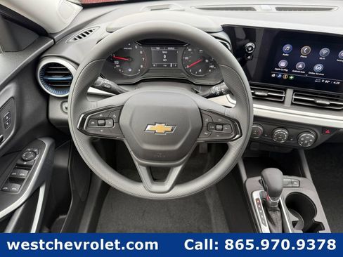 New 2026 Chevrolet Trax LS w/ LS Convenience Package FWD image 14