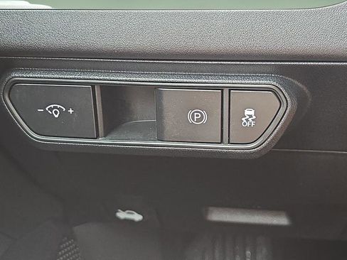 Used 2025 Kia K4 FWD image 25
