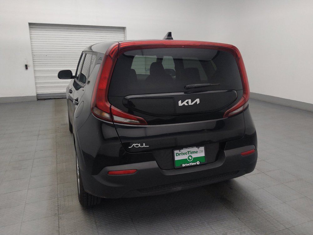 Used 2022 Kia Soul LX FWD image 6