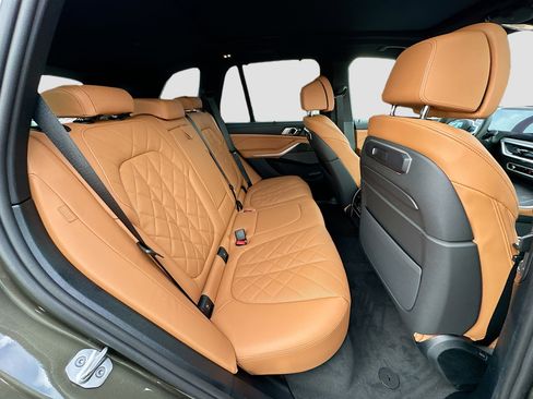 New 2026 BMW X5 xDrive50e w/ Executive Package image 22