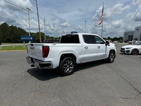 Used 2022 GMC Sierra 1500 SLT w/ SLT Premium Package AWD/4WD image 6