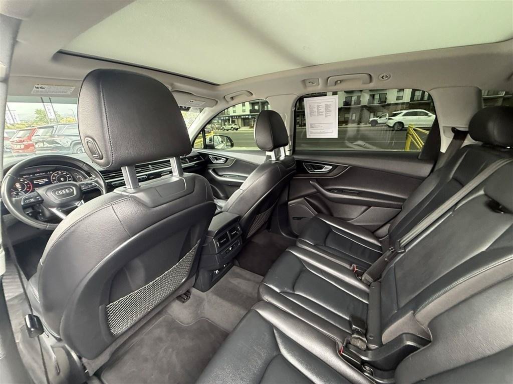 Used 2019 Audi Q7 3.0T Premium Plus w/ Premium Plus Package AWD/4WD image 25