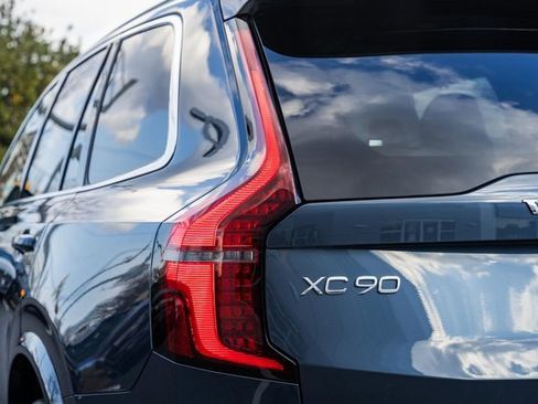 New 2026 Volvo XC90 B6 Ultra image 8