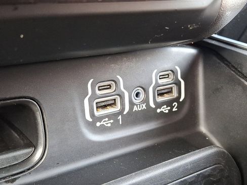 Used 2022 RAM 1500 Big Horn image 24