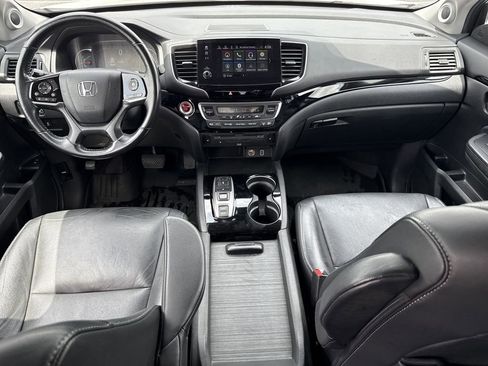 Used 2019 Honda Pilot Touring image 26