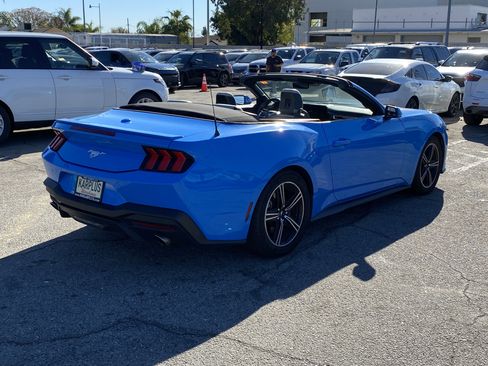 Used 2024 Ford Mustang Premium image 7