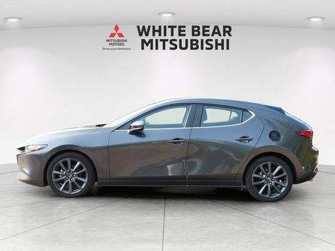 Used 2023 MAZDA MAZDA3 s FWD image 3