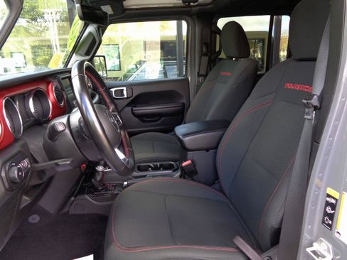 Used 2021 Jeep Wrangler Unlimited Rubicon w/ Dual Top Group AWD/4WD image 10