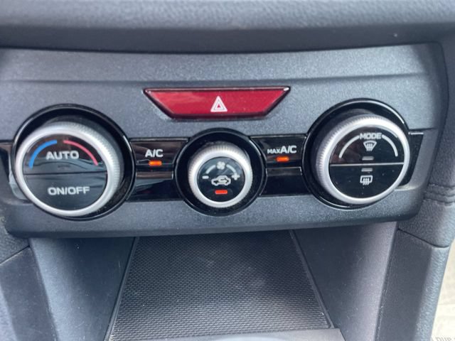 Used 2020 Subaru Crosstrek 2.0i AWD/4WD image 24