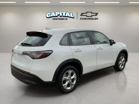 Used 2023 Honda HR-V LX image 5