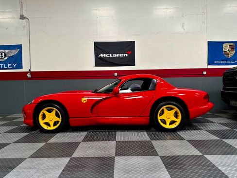 Used 1996 Dodge Viper RT/10 image 20