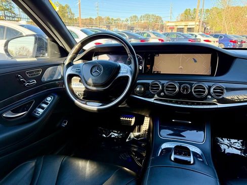 Used 2015 Mercedes-Benz S 550 Sedan image 19