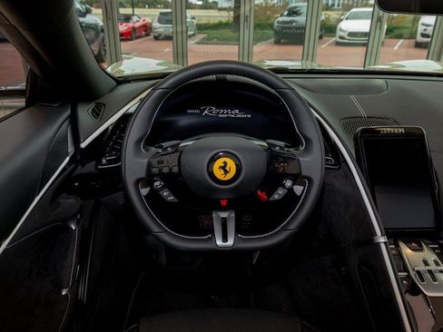 Used 2024 Ferrari Roma Spider image 26