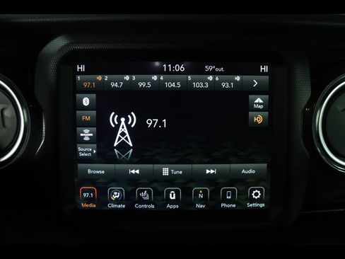 Used 2022 Jeep Wrangler Unlimited Sahara AWD/4WD image 23