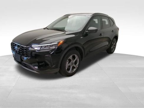 Used 2025 Ford Escape ST-Line AWD/4WD image 1