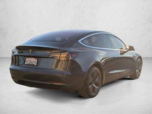 Used 2018 Tesla Model 3 Long Range image 4