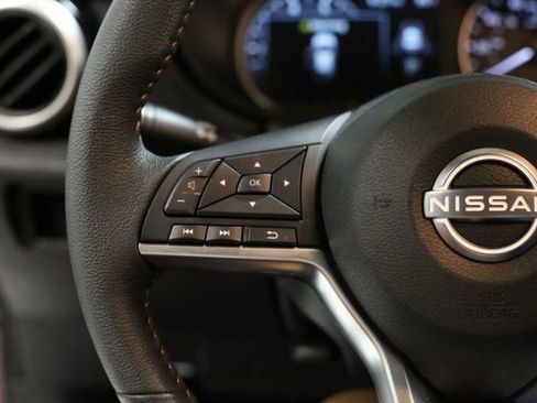 Certified 2025 Nissan Versa SR w/ Trunk Package image 20