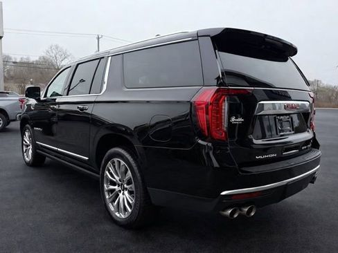 Used 2023 GMC Yukon XL Denali image 8