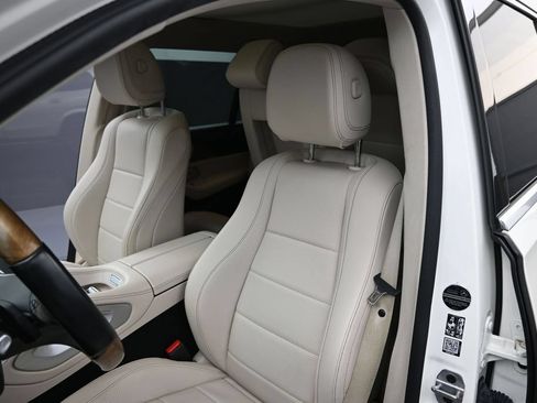 Used 2022 Mercedes-Benz GLS 450 4MATIC image 12