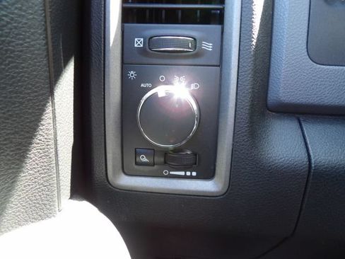 Used 2015 RAM 1500 Tradesman w/ Popular Equipment Group AWD/4WD image 19